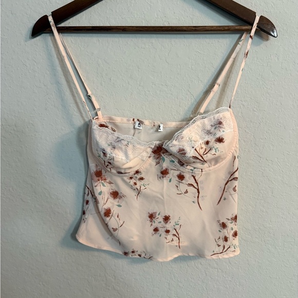 Princess Polly Eowyn Lace Trim Floral Camisole - Picture 6 of 11